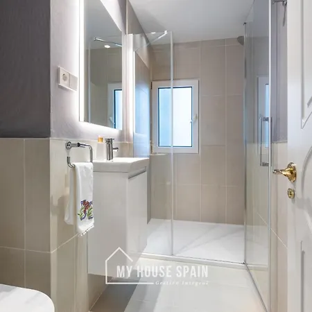 Myhousespain - Centrico Piso Junto A La Playa Apartmán Gijón