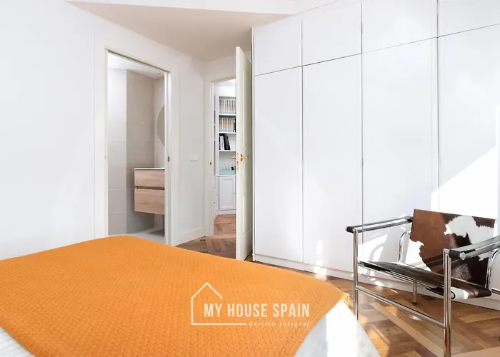 Myhousespain - Centrico Piso Junto A La Playa * Gijón